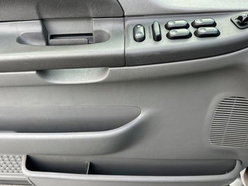 Used 2002 Ford F350 XL image 11