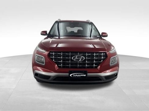 Certified 2026 Hyundai Venue SEL FWD image 3
