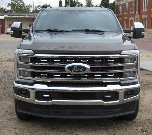 Used 2023 Ford F350 Lariat w/ Chrome Package AWD/4WD image 9