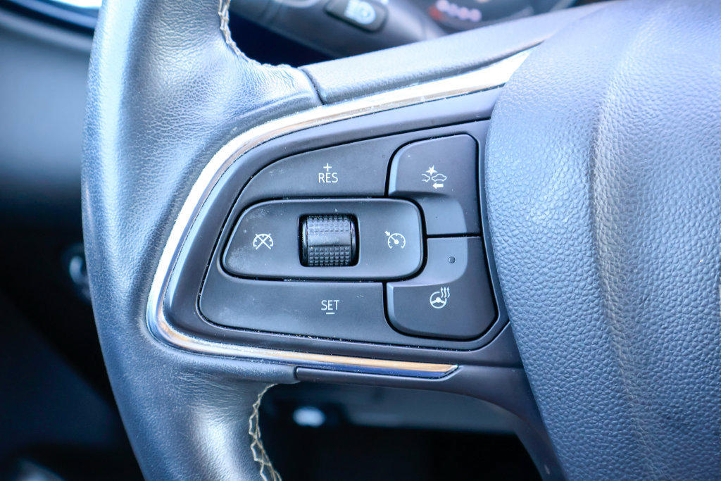 Used 2023 Buick Encore GX Essence w/ Experience Buick Package FWD image 13