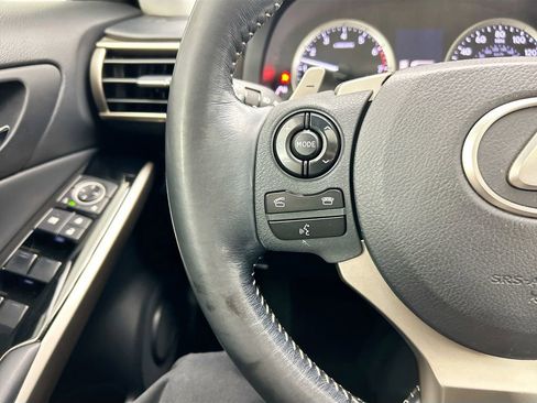 Used 2016 Lexus IS 200t image 11