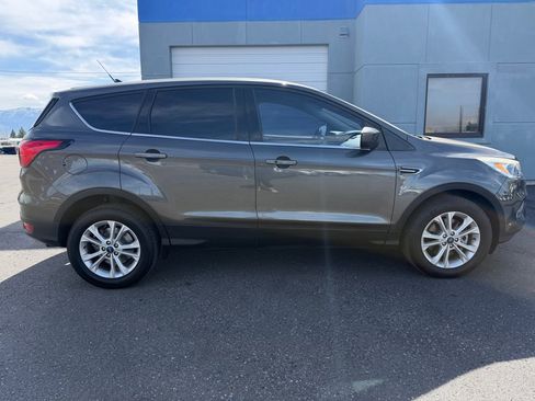 Used 2019 Ford Escape SE AWD/4WD image 5