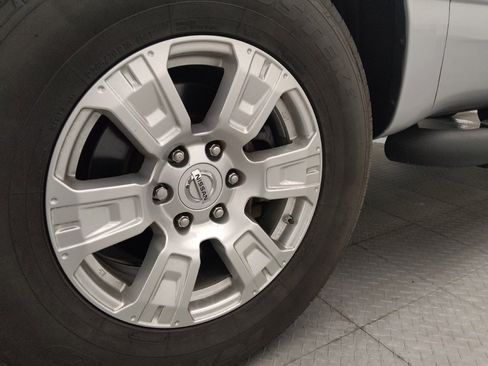Used 2019 Nissan Titan SV RWD image 31
