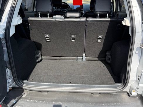 Used 2022 Ford EcoSport SES image 12