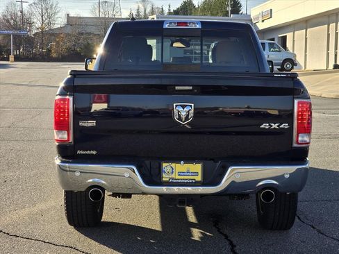 Used 2017 RAM 1500 Laramie w/ Convenience Group image 24