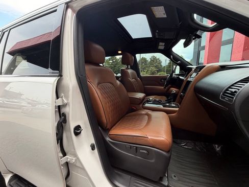 Used 2021 INFINITI QX80 Sensory w/ All-Season Package AWD/4WD image 34