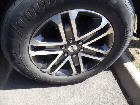 Used 2021 Ford F150 XL w/ STX Appearance Package RWD image 17