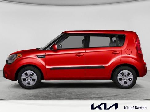Used 2013 Kia Soul + w/ Audio Pkg FWD image 3