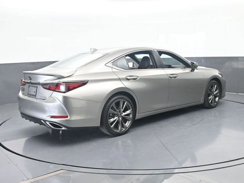 Used 2019 Lexus ES 350 F Sport w/ Accessory Package 2 FWD image 6