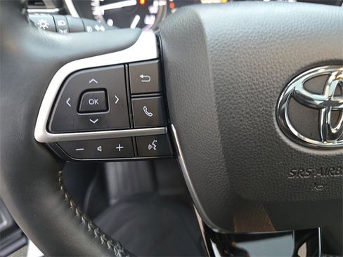 Used 2022 Toyota Highlander Platinum image 20