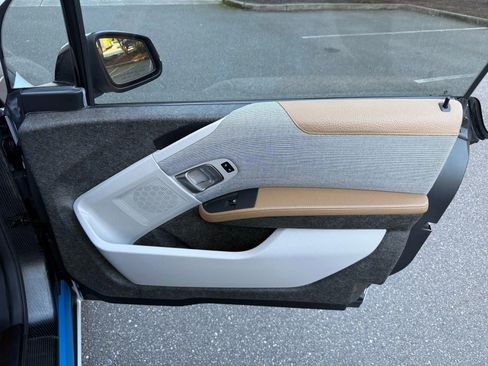 Used 2015 BMW i3 w/ Range Extender image 27
