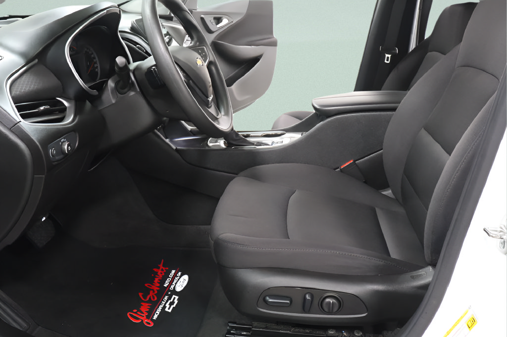 Used 2024 Chevrolet Malibu LT FWD image 19