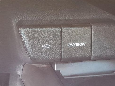 Used 2023 Toyota Camry SE image 21