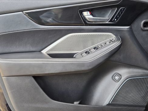 Used 2023 Acura MDX FWD w/ Technology Package image 11