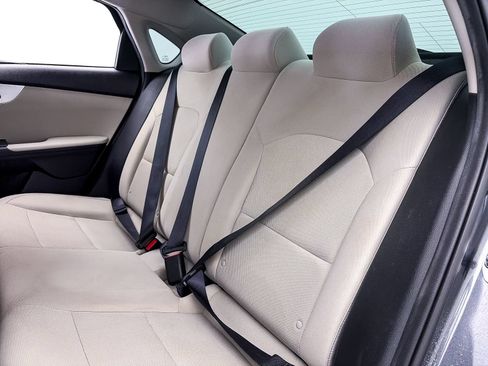 Certified 2023 Kia Forte LXS w/ LXS Technology Package FWD image 34