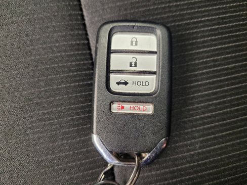 Used 2019 Honda Accord Sport image 32