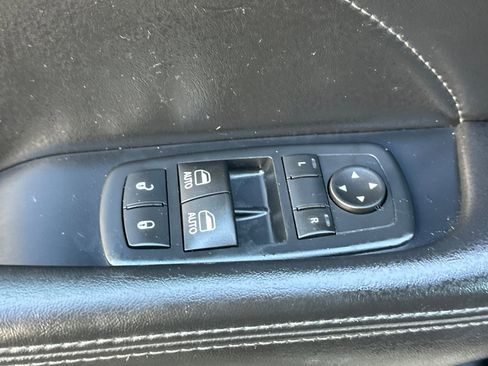 Used 2016 Dodge Challenger R/T Scat Pack image 12