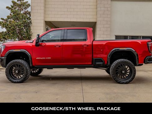 Used 2025 GMC Sierra 2500 AT4X image 6