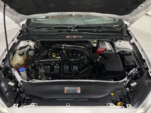 Used 2020 Ford Fusion Titanium FWD image 27