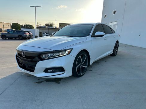 Used 2020 Honda Accord Sport image 4