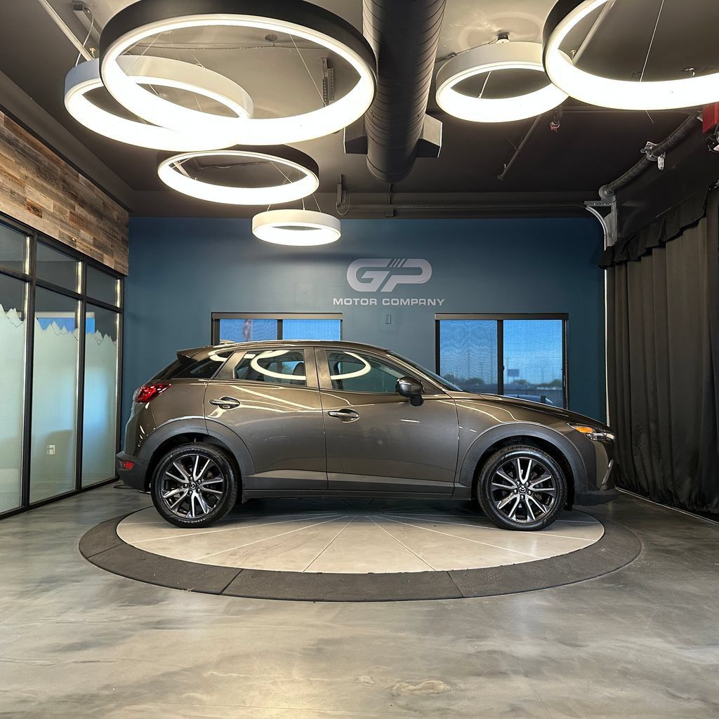 Used 2018 MAZDA CX-3 Touring AWD/4WD image 2