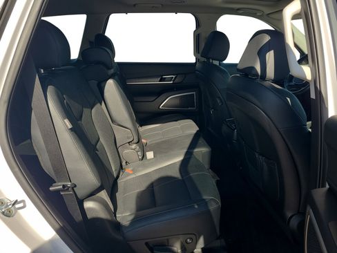 Used 2023 Kia Telluride EX AWD/4WD image 28
