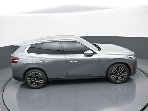 Used 2025 BMW X3 xDrive30i AWD/4WD image 36