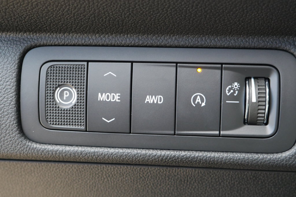 New 2027 Chevrolet Traverse LT AWD/4WD image 25