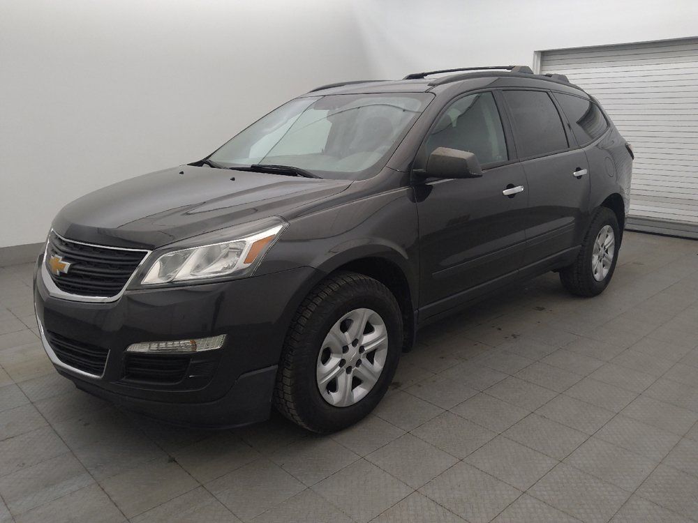 Used 2017 Chevrolet Traverse LS FWD image 2