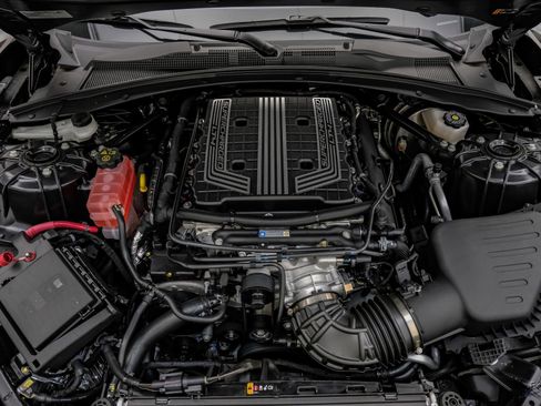 Used 2024 Chevrolet Camaro ZL1 RWD image 3