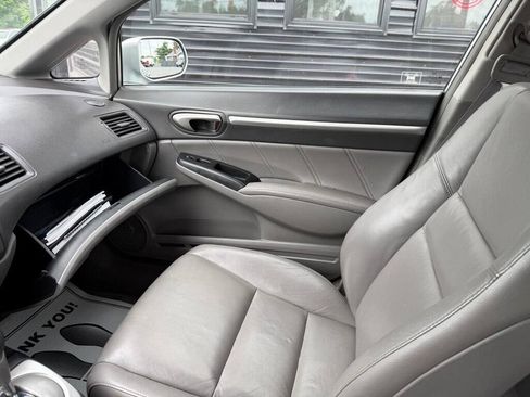 Used 2010 Honda Civic EX-L image 10
