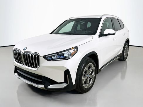 Used 2025 BMW X1 xDrive28i AWD/4WD image 1