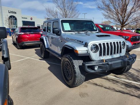 Used 2022 Jeep Wrangler Unlimited Rubicon w/ Xtreme Recon 35" Tire Package image 3