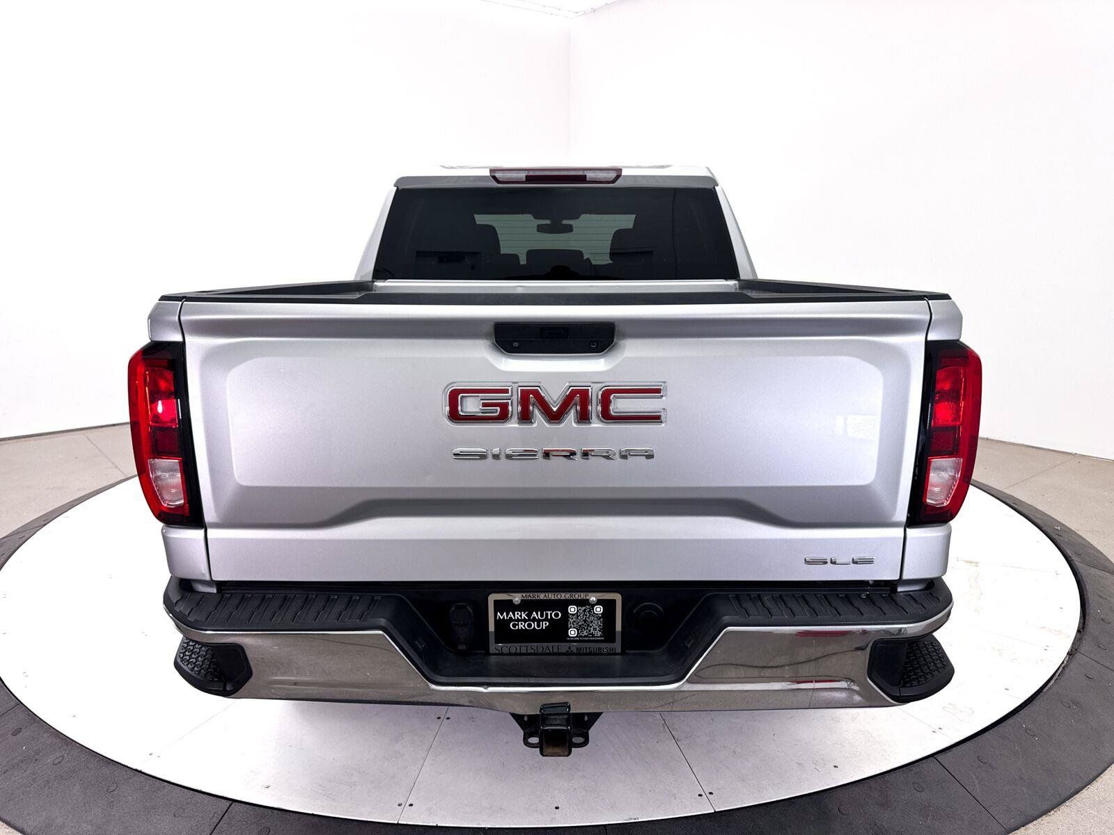 Used 2021 GMC Sierra 1500 SLE RWD image 9