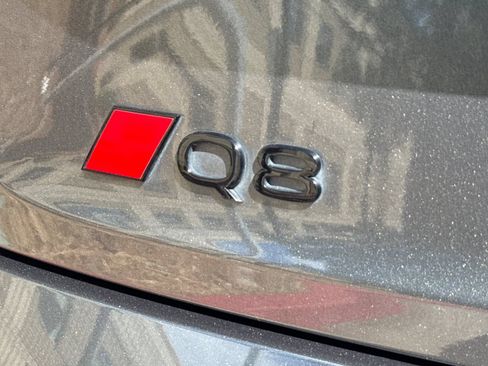 Used 2024 Audi Q8 e-tron Premium Plus AWD/4WD image 27