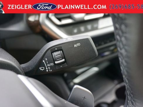 Used 2025 BMW X4 xDrive30i AWD/4WD image 28