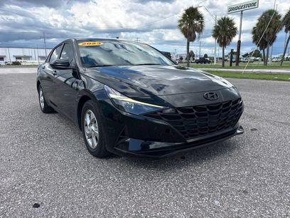 Used 2023 Hyundai Elantra SE