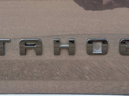Used 2018 Chevrolet Tahoe Premier AWD/4WD image 15