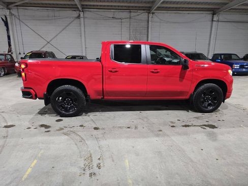 Used 2022 Chevrolet Silverado 1500 RST image 16