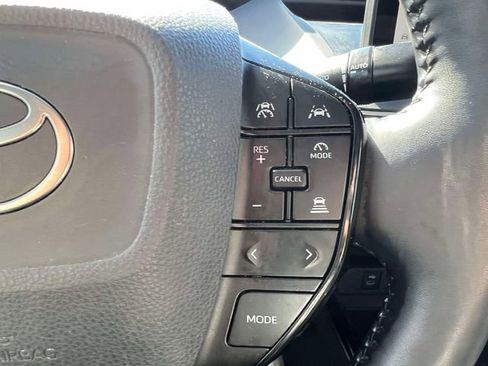 Used 2023 Toyota Prius XLE image 26