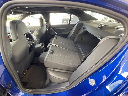 New 2026 BMW M5 w/ M Driver's Package image 31