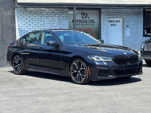 Used 2022 BMW 530i w/ M Sport Package RWD image 9