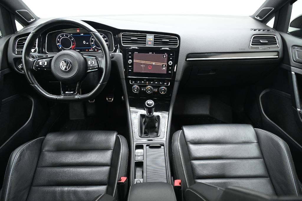 Used 2019 Volkswagen Golf R 4-Door AWD/4WD image 30