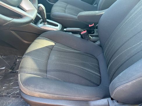 Used 2017 Chevrolet Sonic LT image 11