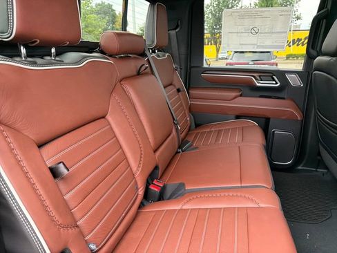 New 2026 GMC Sierra 2500 Denali Ultimate AWD/4WD image 23