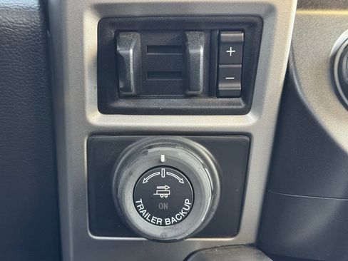 Used 2021 Ford F250 Lariat w/ Lariat Ultimate Package image 38