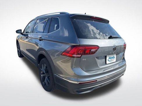 Used 2024 Volkswagen Tiguan SE image 9