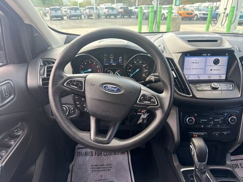 Used 2018 Ford Escape SE w/ Ford Safe & Smart Package image 18