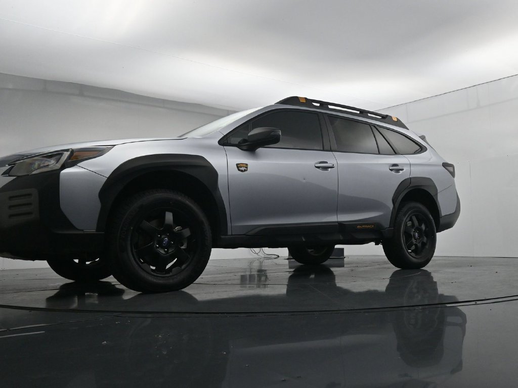 Used 2022 Subaru Outback Wilderness AWD/4WD image 31