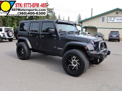 Used 2012 Jeep Wrangler Unlimited Sport AWD/4WD image 11